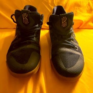 Boys Kyrie Shoes